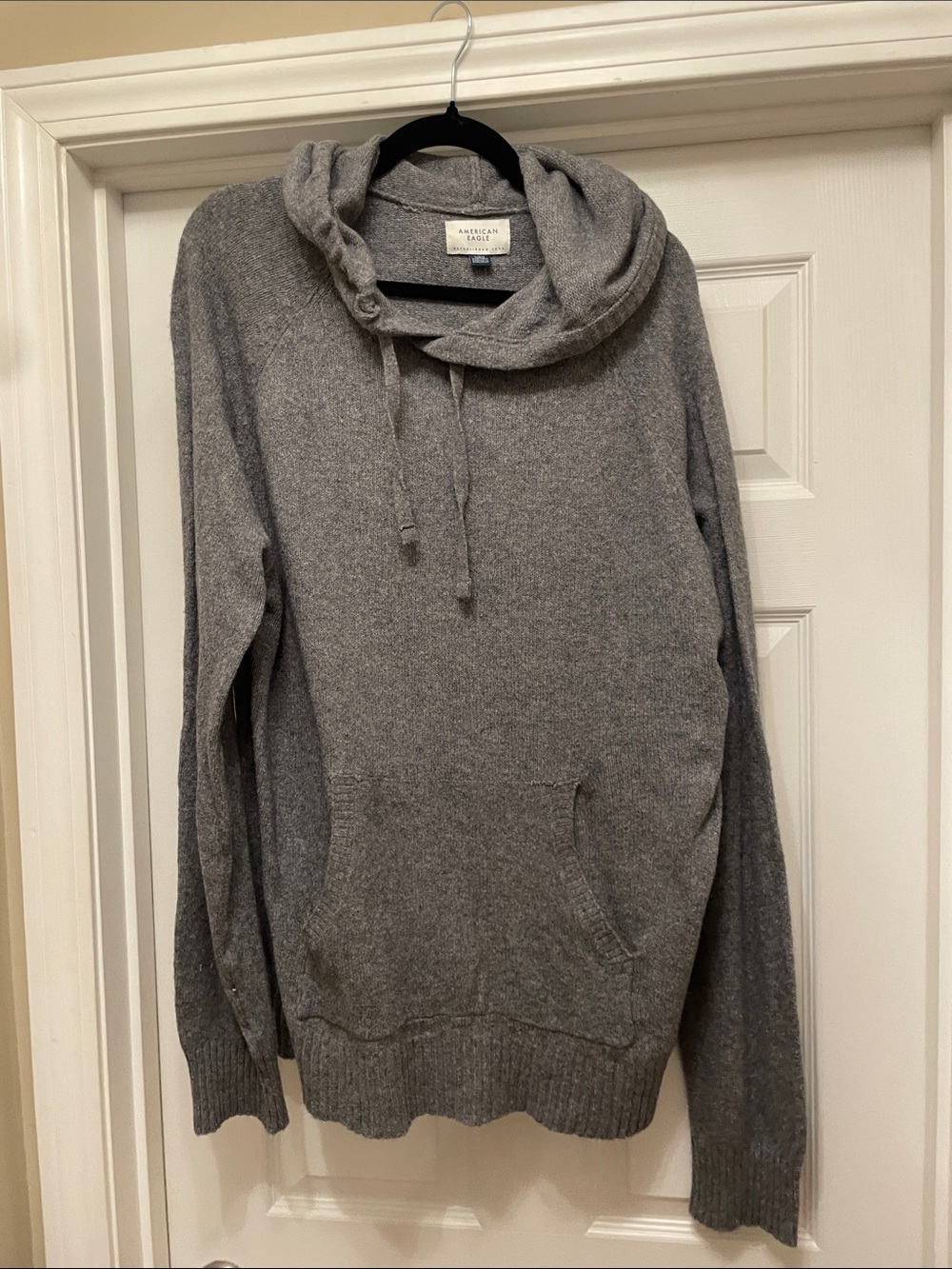 American Eagle Outfitters Men’s Heather Gray Pullover Hooded Sweater NWT